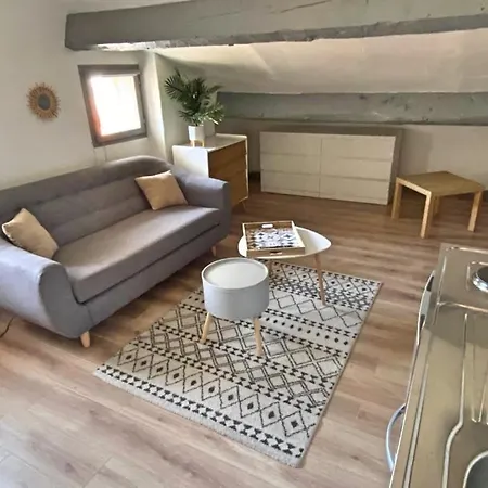 Studio Cosy A Deux Minutes Du Port 아파트 *